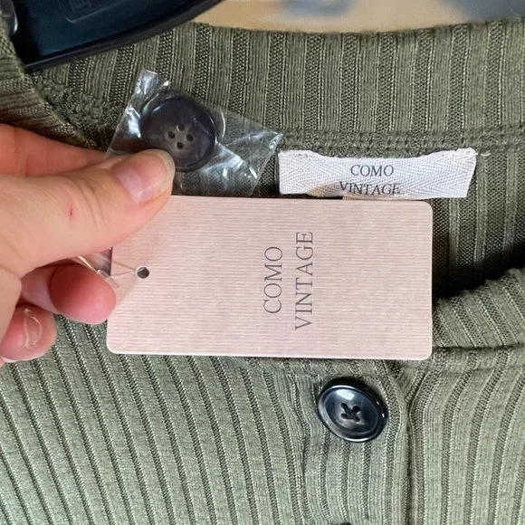 NWT! Ribbed Henley Top in Fescue Green - Picture 6 of 8